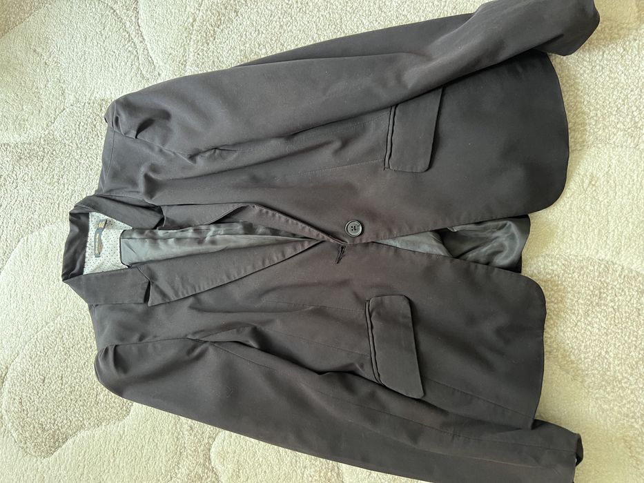 Віддам безкоштовно одяг