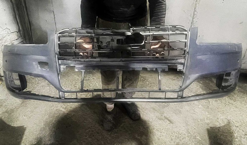 Бампер Audi A8 4d рест