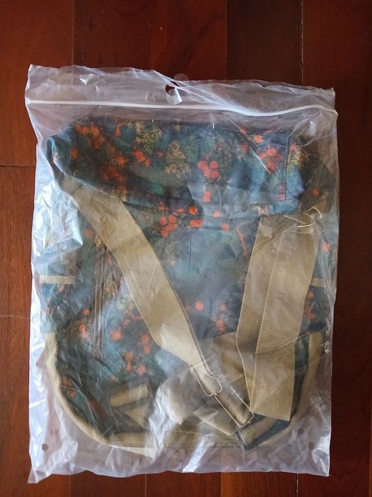 Mochila Nova  de Senhora