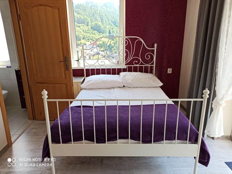 Frrie w górach. .Pokoje z widokami w górach.