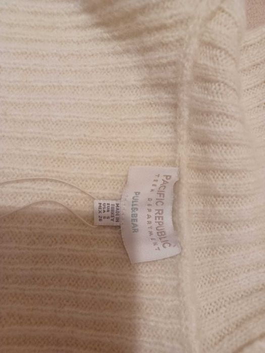Camisola de malha nova com etiqueta