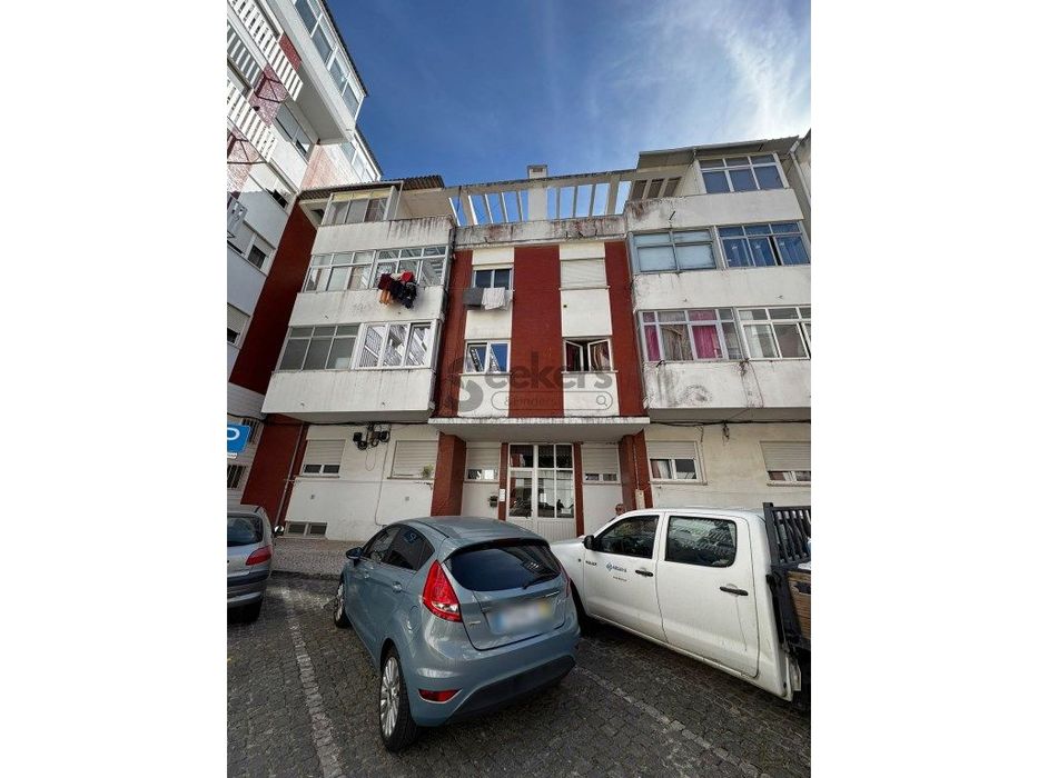 T1 com Vista Rio Tejo em Paço de Arcos - Arrendamento