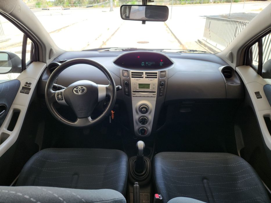 Toyota Yaris — fotografia 6