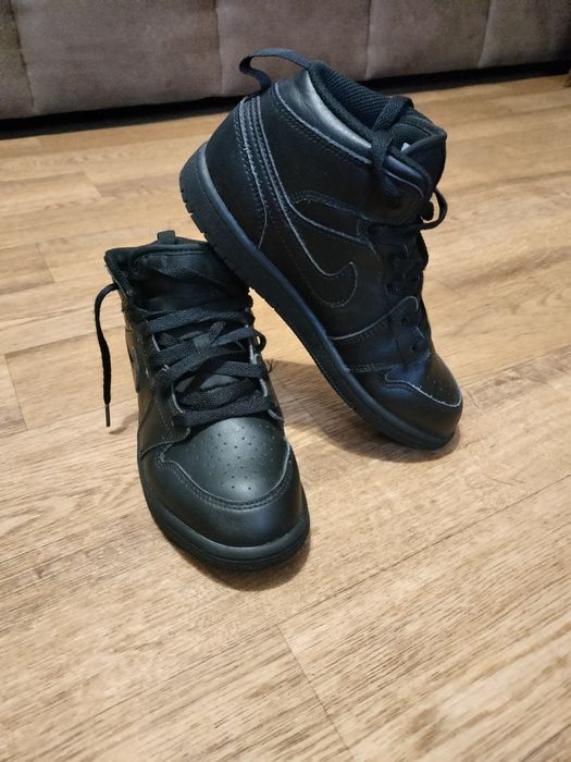 Дитячі шкіряні кроси