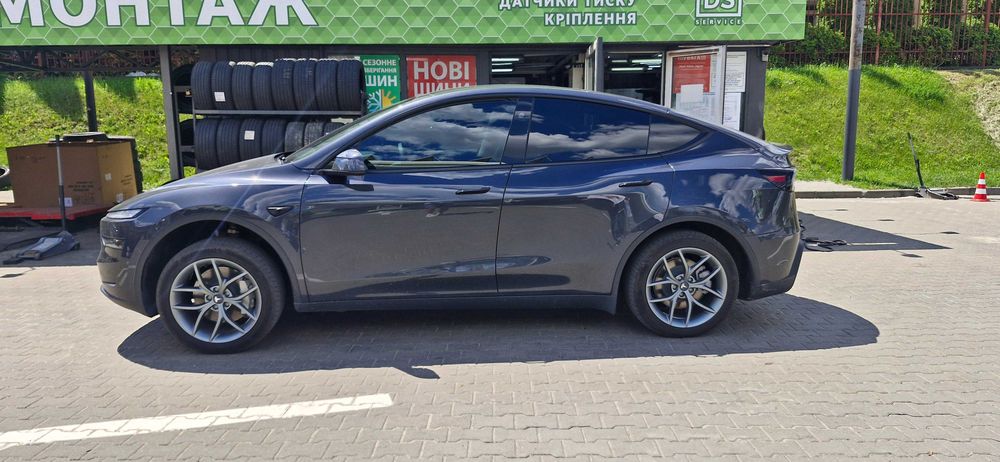 Диски R19 Tesla Y  Toyota тощо