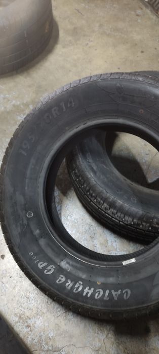 Pneus 195/70/14 semi novos e novos