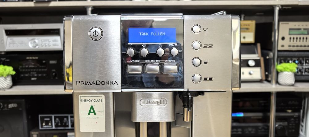 Кавові машини Delonghi PrimaDonna 1/2/3
