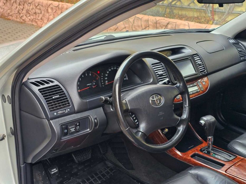 Продам  Toyota Camry 2003. Можна в розстрочку, під викуп.