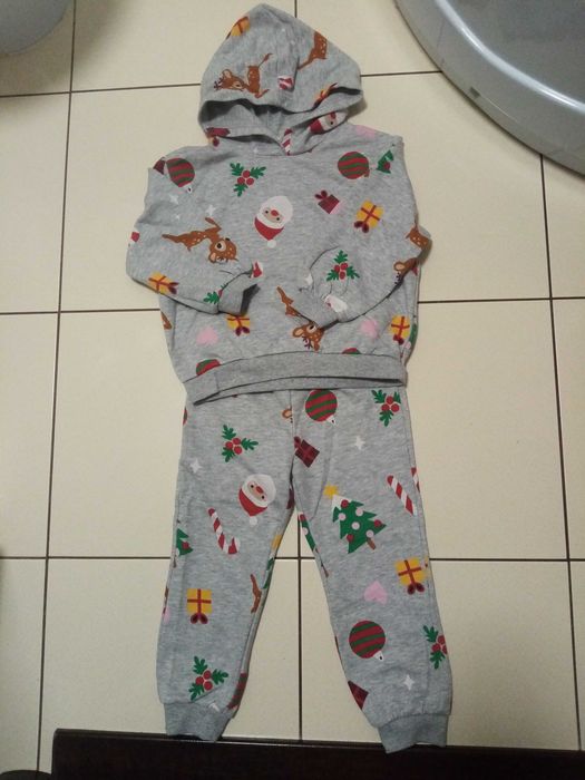 Костюм H&M на 2-3 роки