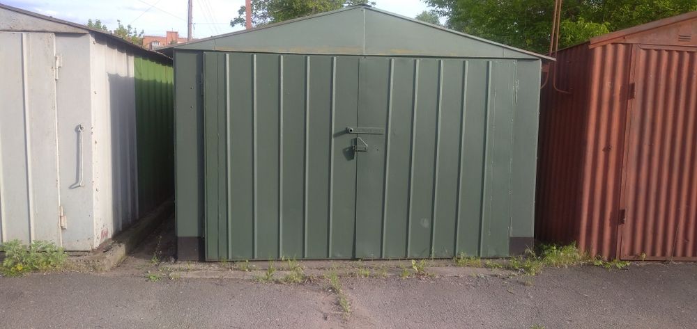 Продам гараж на Подолі.