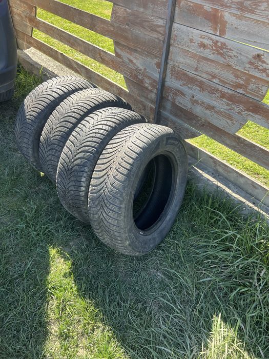 Продам шини 195/65r15 зима