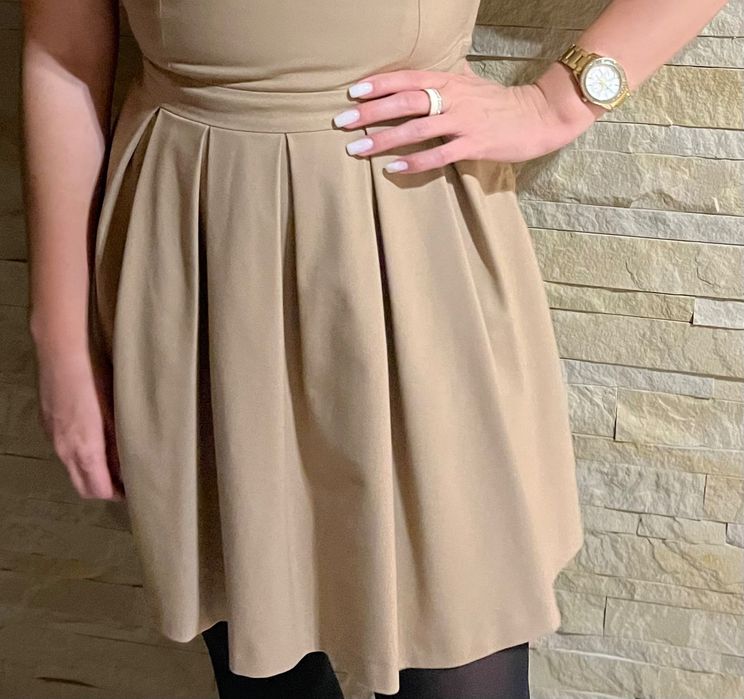 Sukienka beżowa, rozmiar 38