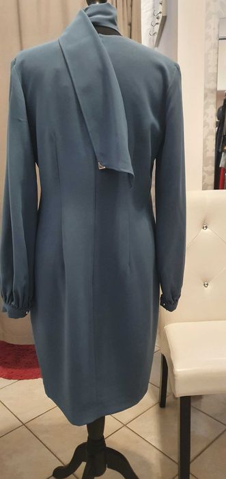 Sukienka z długim rękawem