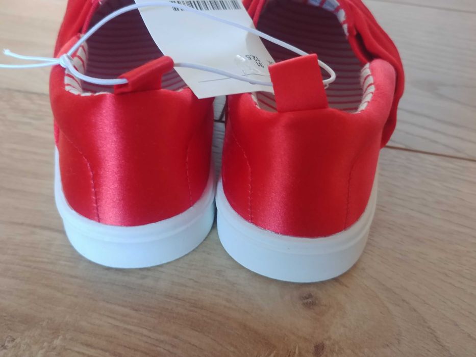 Nowe H&M 31 buty wiosenne slip on adidasy dla dziewczynki