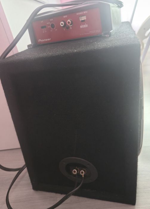 Wzmacniacz Pioneer 400W + głośnik Pioneer 30cm