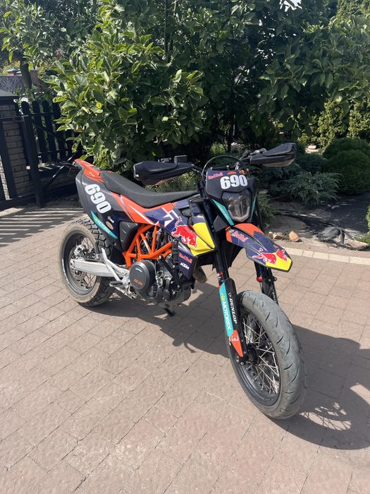 KTM SMC 690 2024 рік
