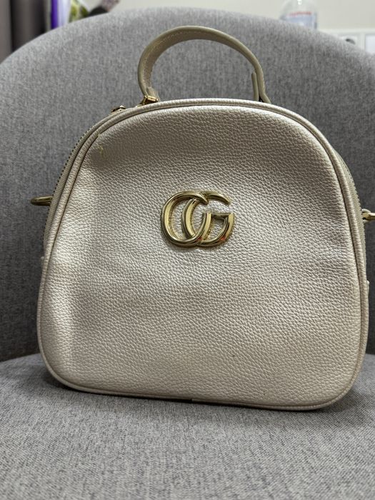 Сумка-рюкзак з еко-шкіри