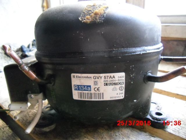 Б/У компресор для холодильника (r 600,r134,є гурт)(ЧИТАЙТЕ ОПИС)
