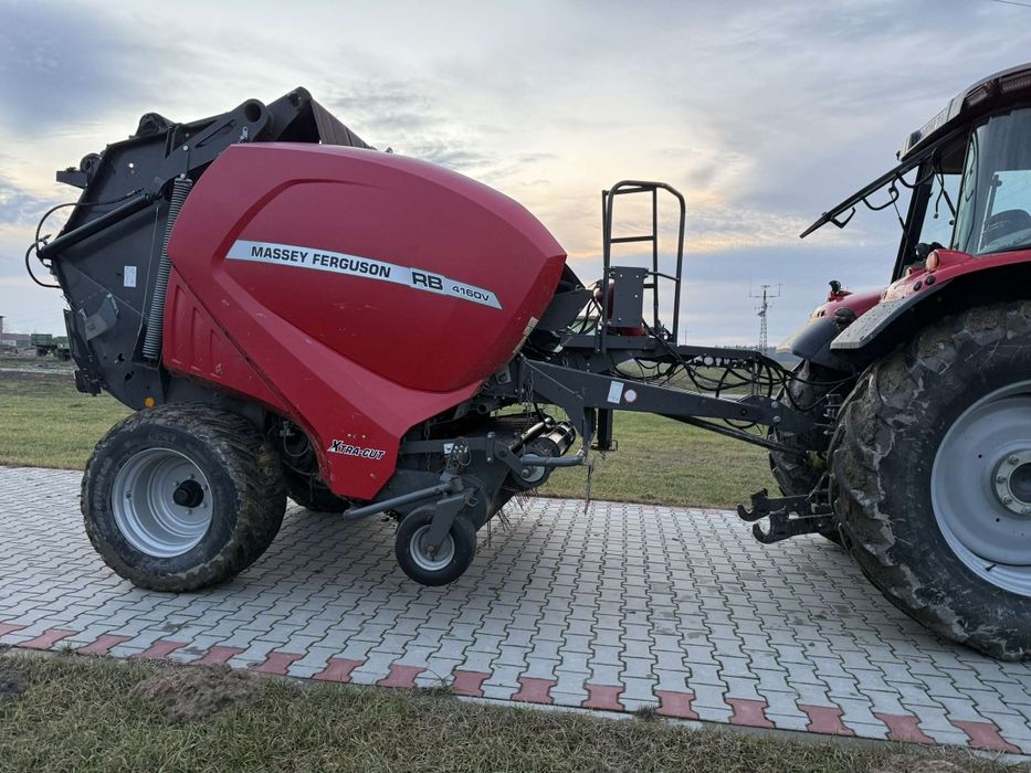 Prasa pasowa Massey Ferguson RB4160