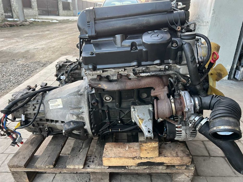 Двигун Мотор Спринтер Mercedes Sprinter 2.2 cdi OM611