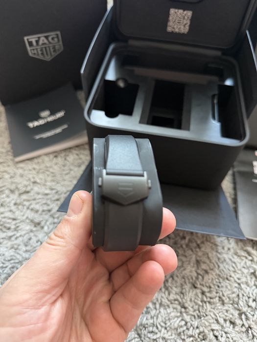 Tag Heuer connected e4 black edition