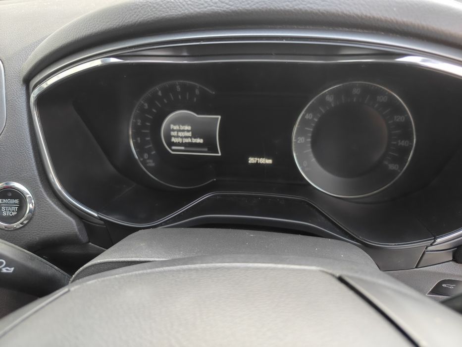 Ford mondeo Mk5 Anglik