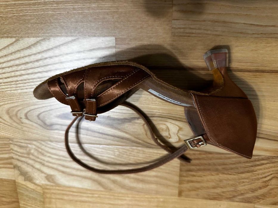 Buty taneczne KOZDRA 35 - używane