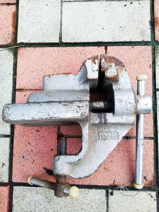 Лещата слюсарні ТСБ-80