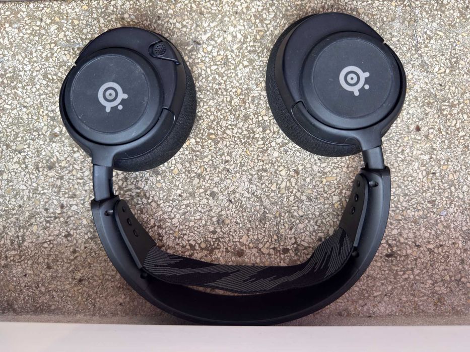 Słuchawki Steelseries Arctis Nova 3