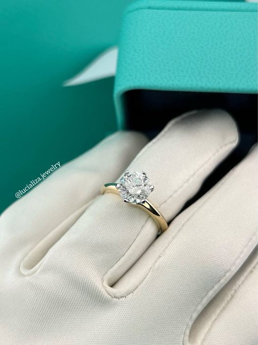 Кольцо в стиле Tiffany&Co золото 750