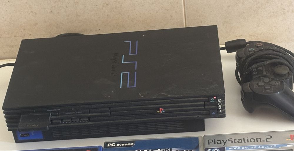 PlayStation 2 Flat+ Comando e jogos