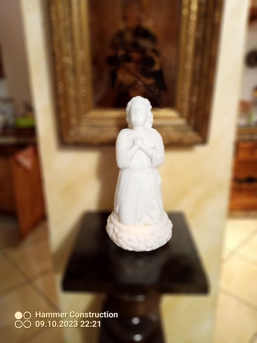 Piękna lampka anioł