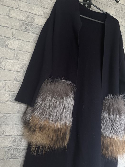 Новый шерстяной кардиган с натуральным мехом