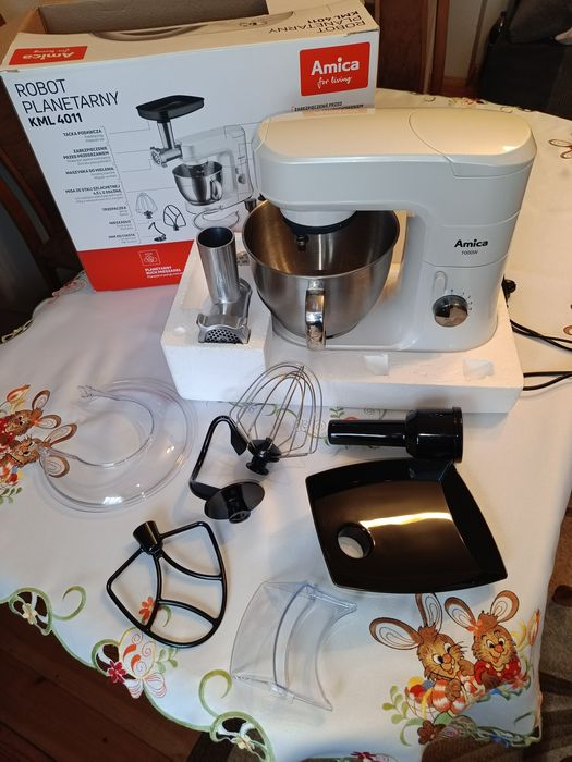 Robot planetarny Amica KML 4011