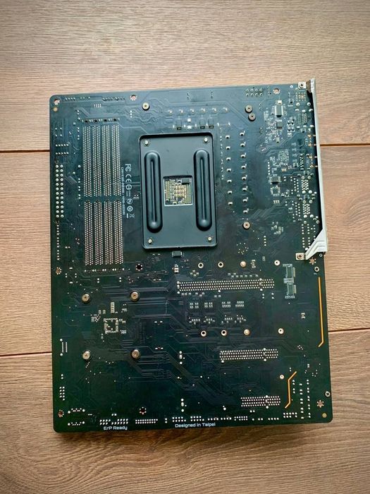 Gigabyte B550 VISION D-P Amd Ryzen 3000-5000