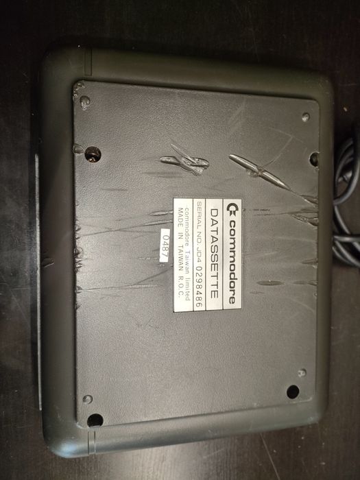 Magnetofon Commodore Data Cassette do C16 plus/4