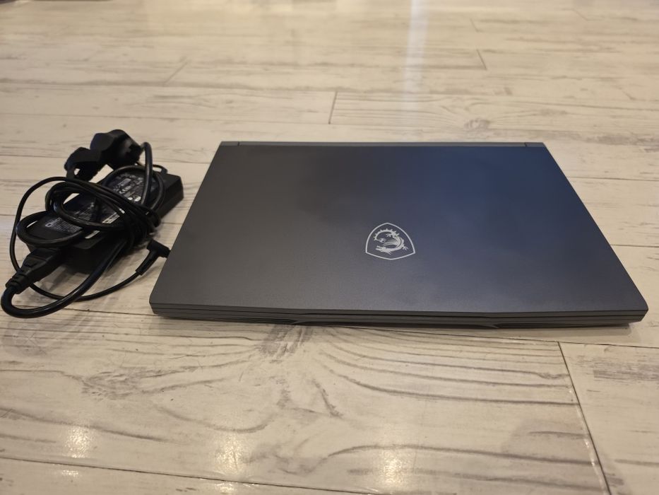 Laptop gamingowy msi thin 15 b12ve