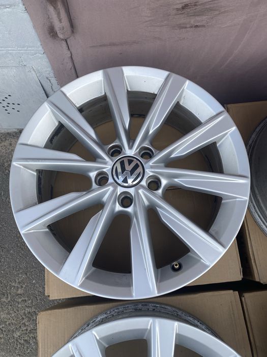 R17 5*112 et43 d57,1 vw passat,jetta,golf ,touran