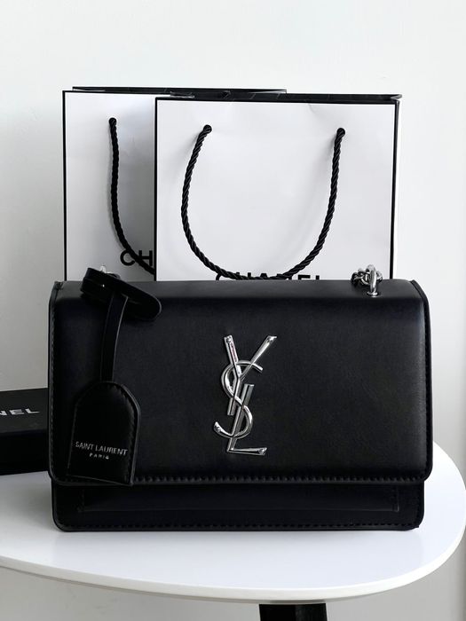 Жіноча сумочка клатч Saint Laurent гладка