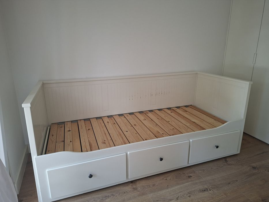 Cama  dupla Hemnes ikea
