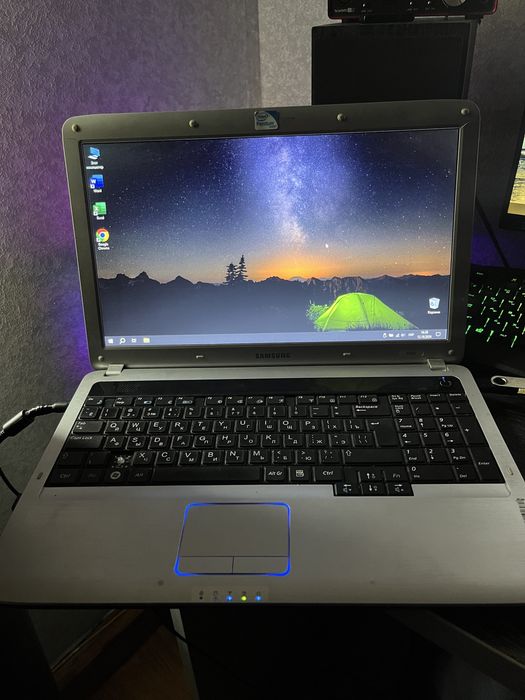 Ноутбук Samsung R530