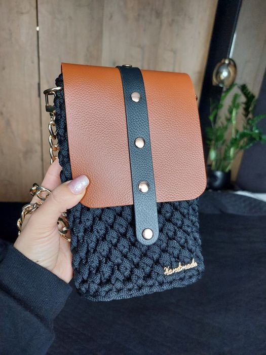 Torebka mała na telefon etui hand made szydelkowa premium