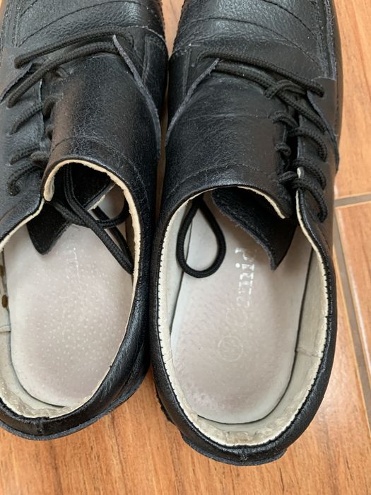 Czarne buty ze skóry naturalnej