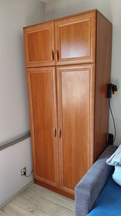 Oddam regał i szafe w dobrym stanie