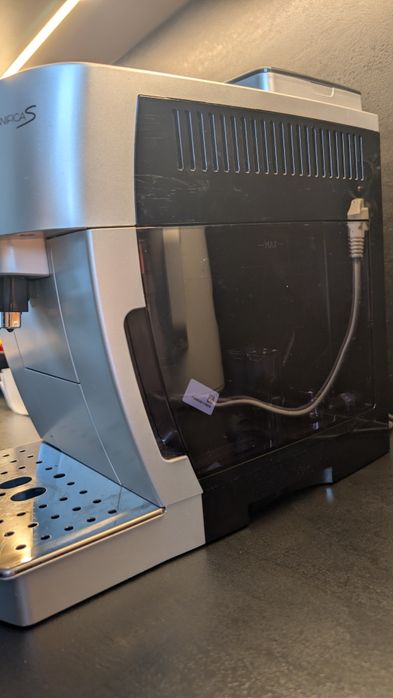 Ekspres DELONGHI Magnifica S ECAM