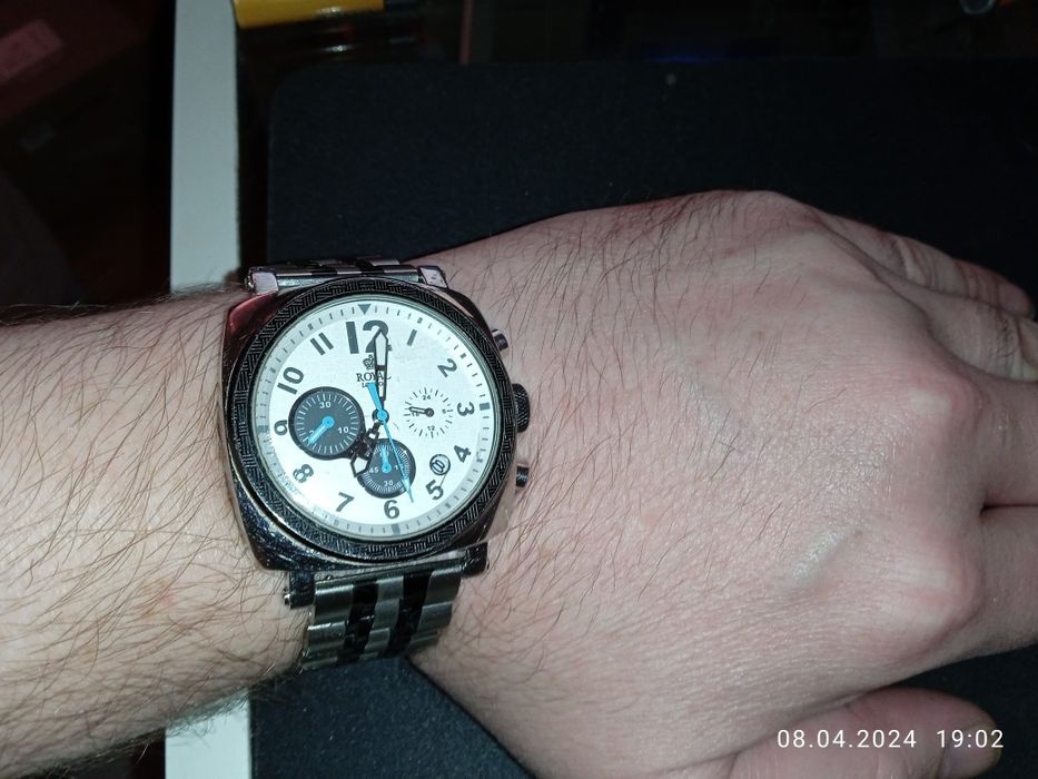 Часы Royal London 41102-02