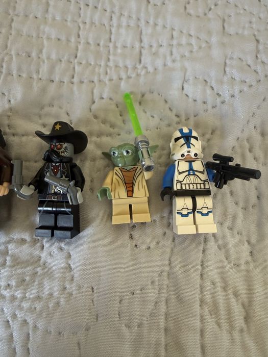 Продам Lego фігурки