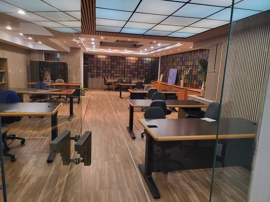 Espaço de coworking para  arrendar : Avenida João XXI Lisboa