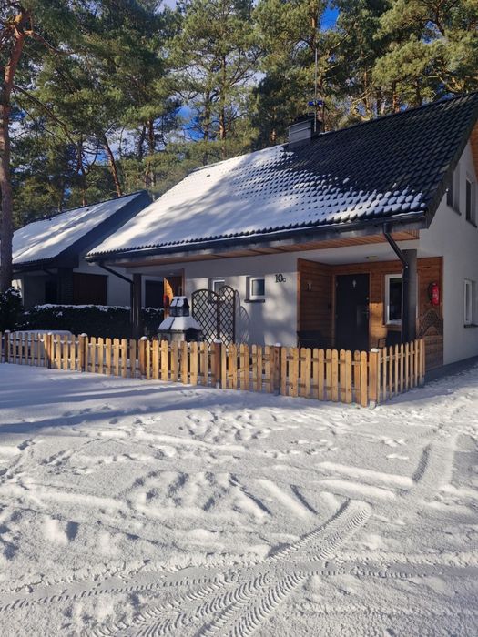 Domek pod lasem, nad morzem, Pogorzelica