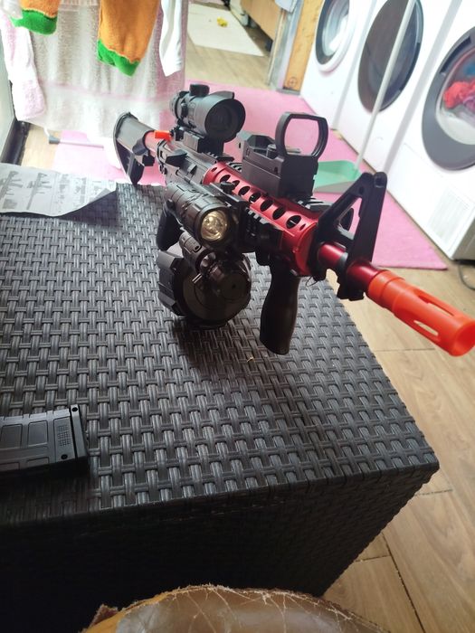 Airsoft M4 -A1 RED SHADE